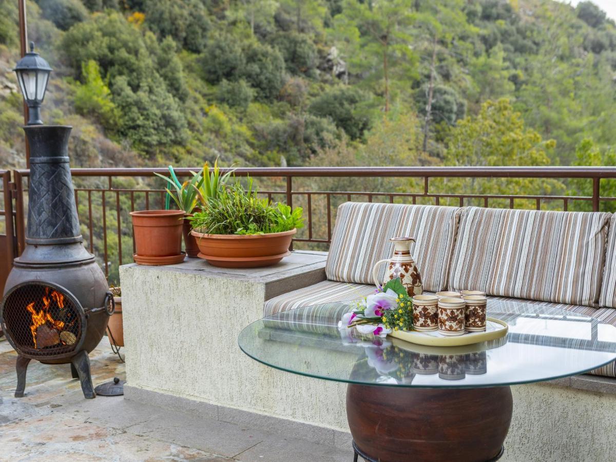 Troodos Riverside Cottage Kato Amiandos Dış mekan fotoğraf